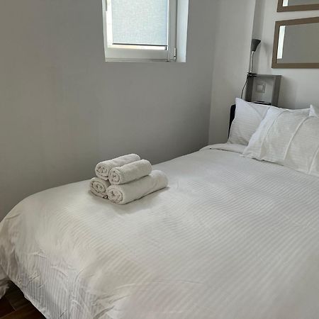 Top Studio Penthouse Imittou Atene Esterno foto